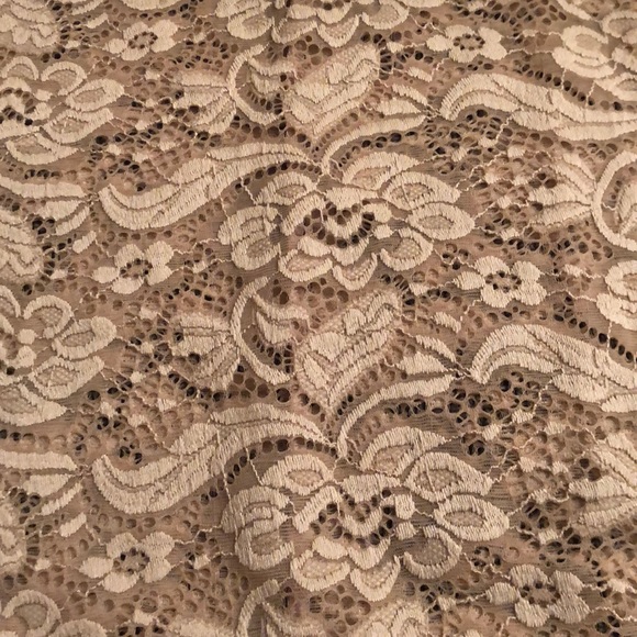 MAURICES NWOT BLUSH PINK LACE SLEEVELESS TOP - Picture 10 of 16